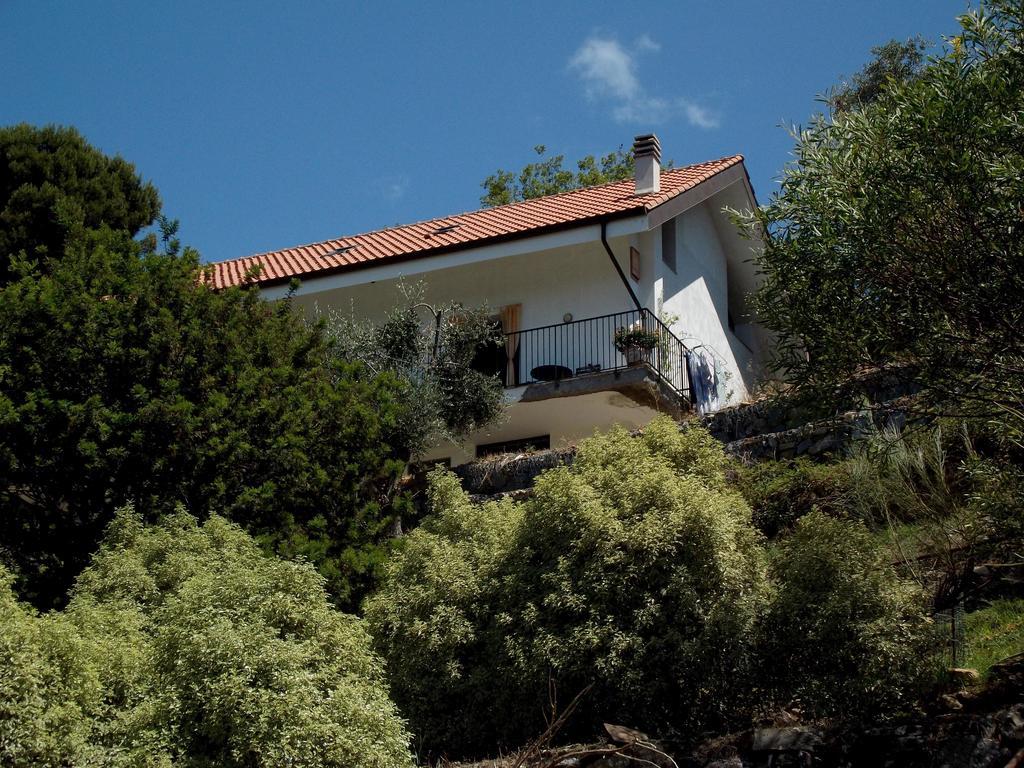 B&B L'Intrigante Seborga Exterior foto